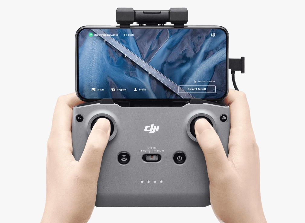 The new controller allows Full HD streaming from a whopping 10 km away