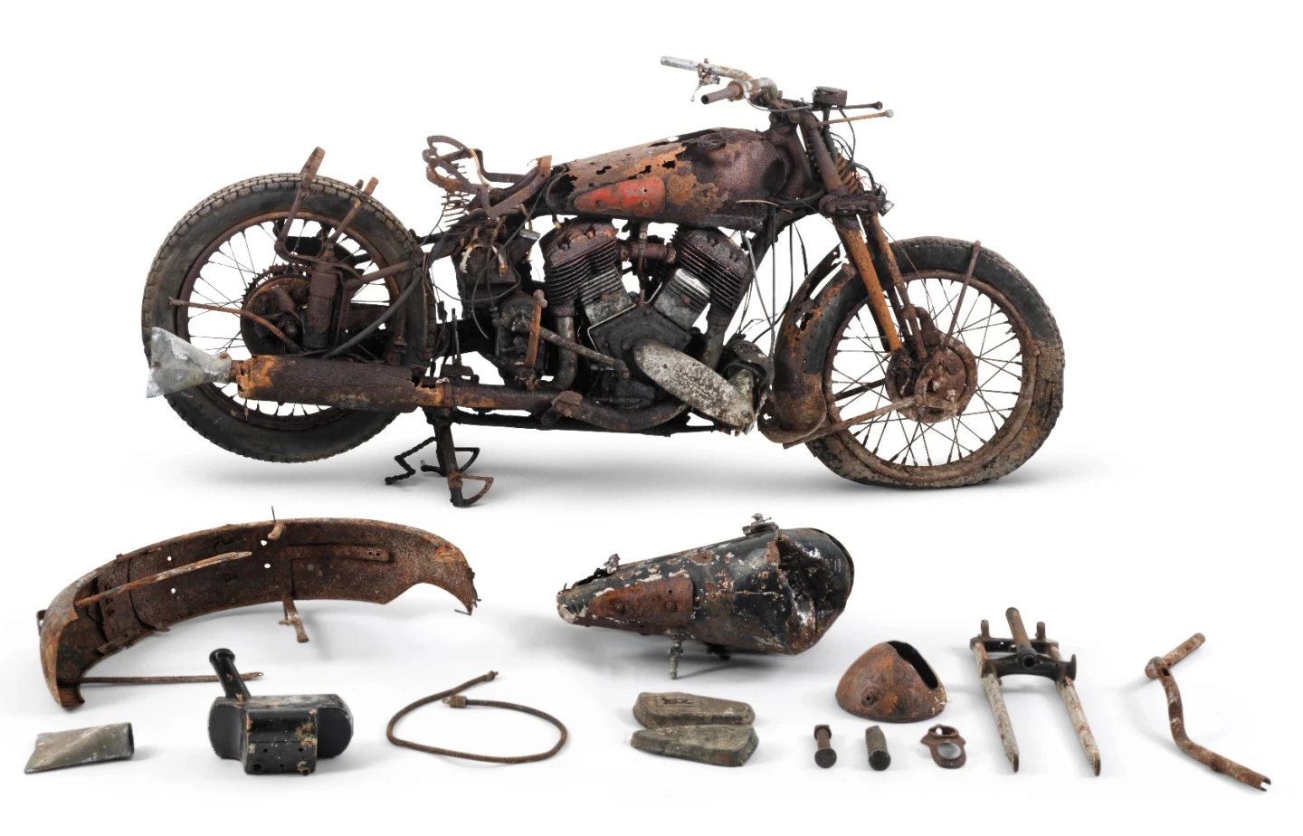 1938 Brough Superior 1,096 cc 11-50HP Project is estimated to sell for £16,000 to £22,000 (US$24,000 to $33,000)