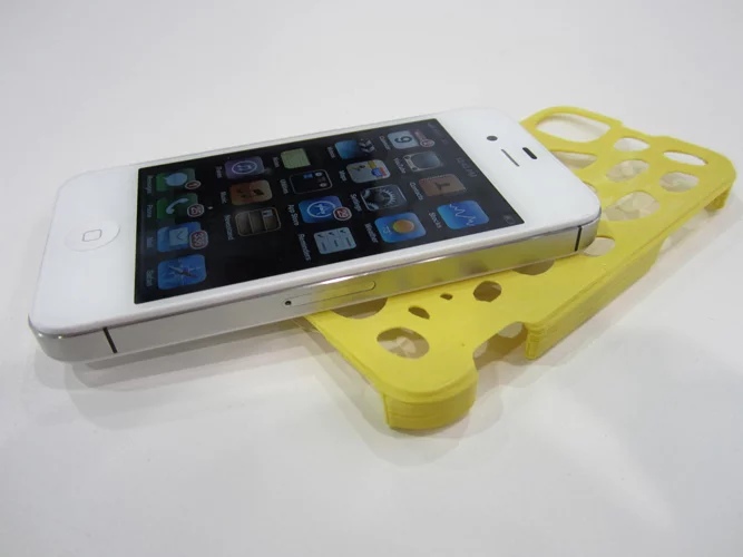 3D Systems' Cubify 3D printer builds objects up to 5.5 X 5.5 X 5.5 in.