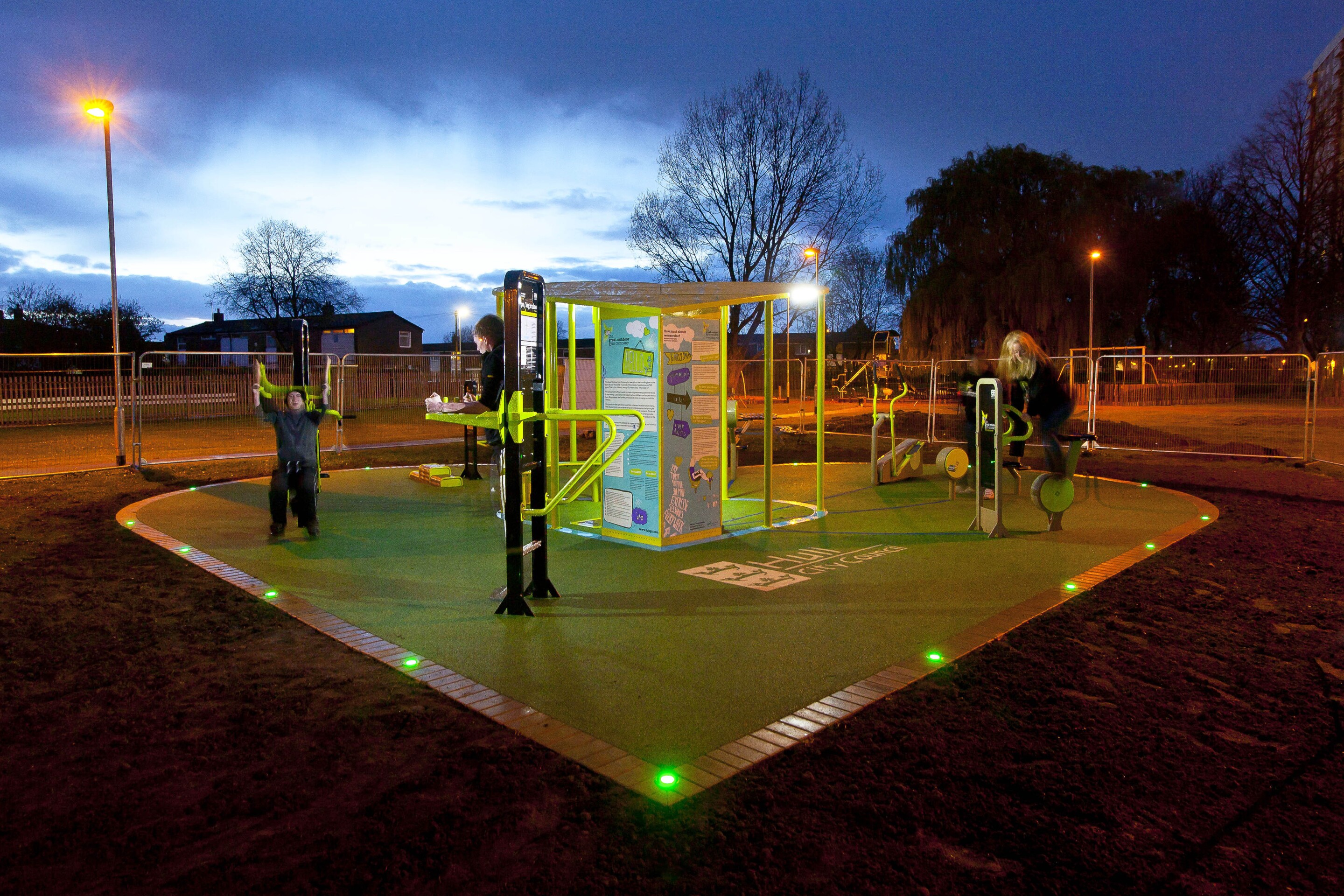 Green Heart outdoor gym turns people power into electricity