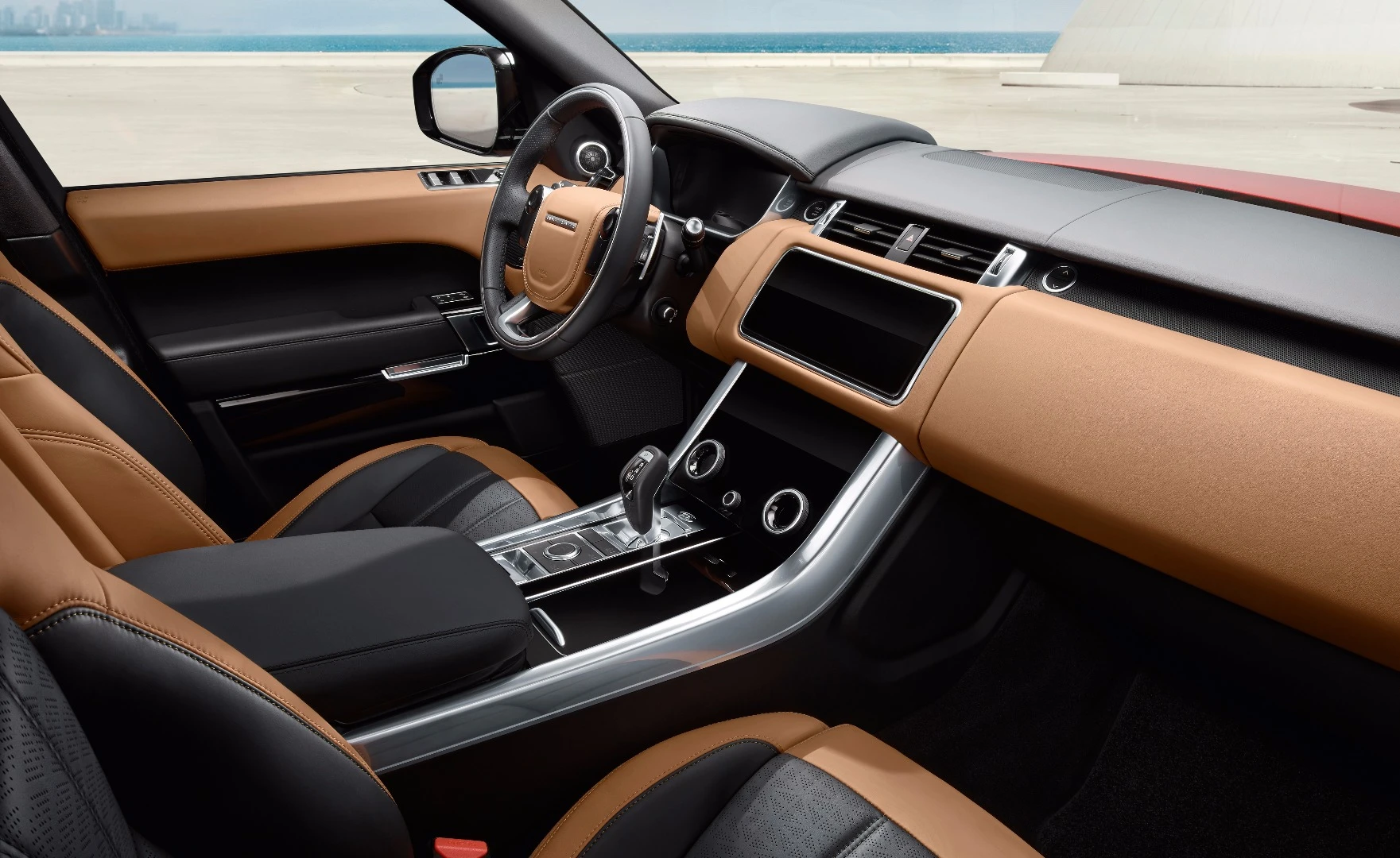 A look at the high-tech cabin in the Range Rover Sport