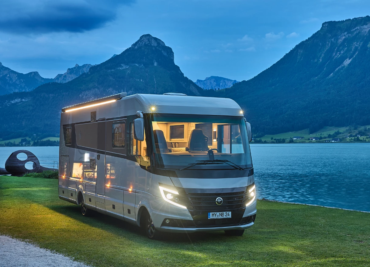 2023 Niesmann + Bischoff Flair