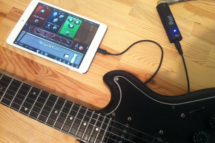 Gizmag goes hands-on with IK Multimedia's iRig HD and AmpliTube