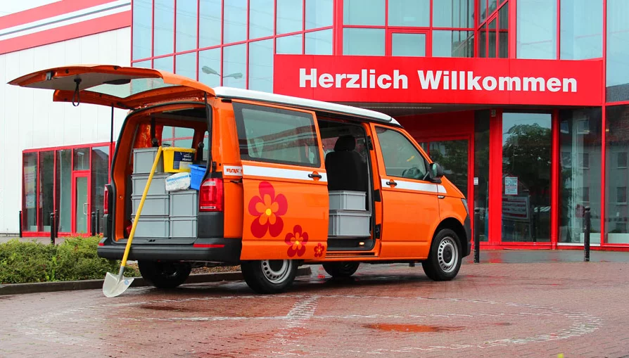 With its removable equipment, the Flow Camper T6 can also be used for everyday commuting and cargo hauling