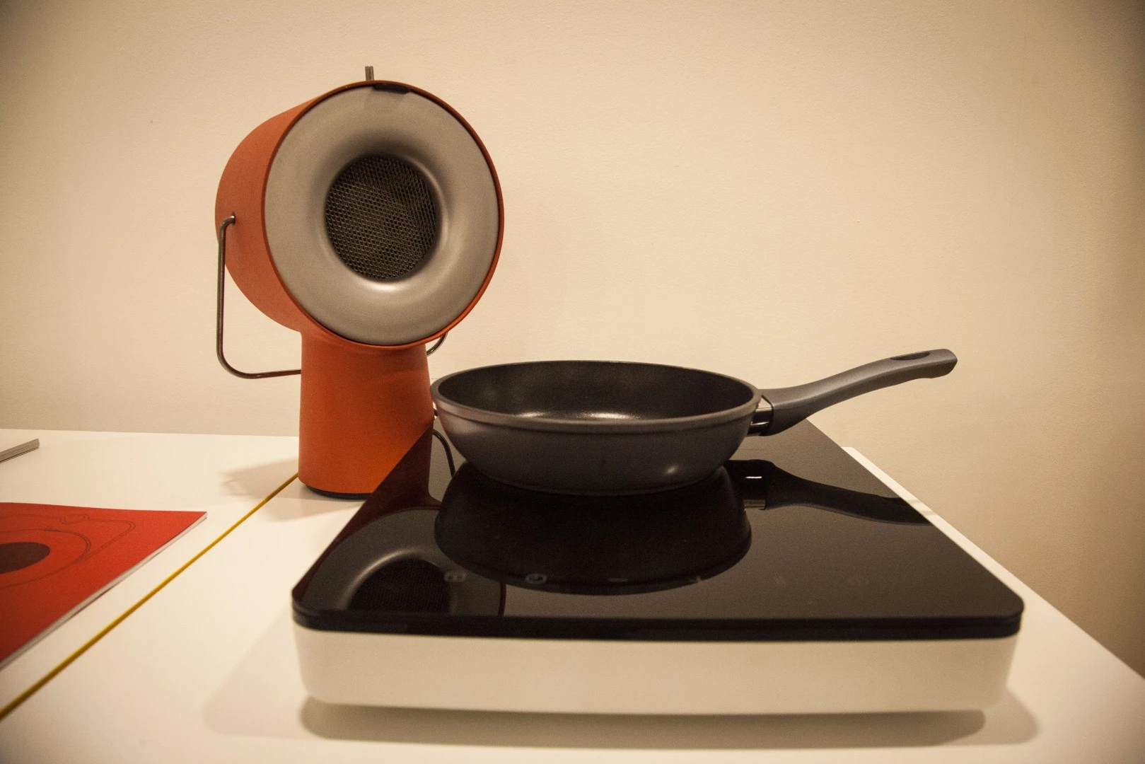 Global Grad Show: The Portable Kitchen Hood is a compact extractor fan for smaller kitchens