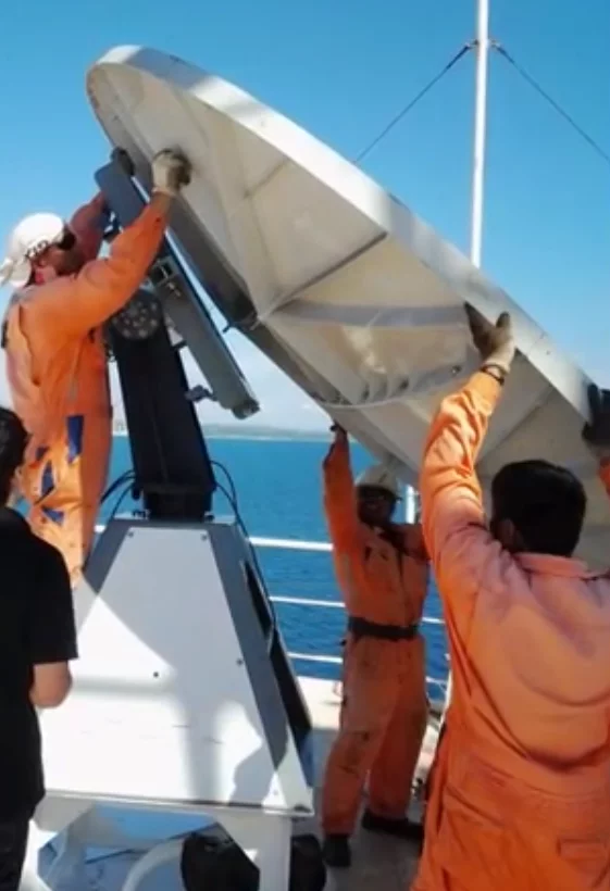 The C-Bird can be assembled by the ship's crew