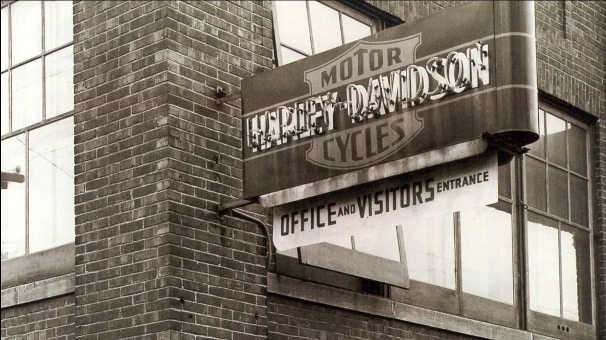 This is the actual neon sign that hung over the Harley-Davidson visitor/employee entrance at the Milwaukee factory for many decades, complete with photographic evidence showing that the water stains on the sign match those on the original in situ. A piece of motorcycle history without doubt, but it's ironic that it sold for just $3,500 less than the Honda RC30, which in turn, is the fifth most valuable Japanese motorcycle ever sold.