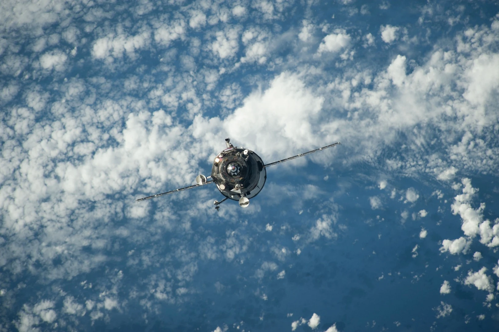 An automated Russian cargo craft approaches the ISS carrying 2.8 tons of food, fuel and supplies, on February 5, 2014