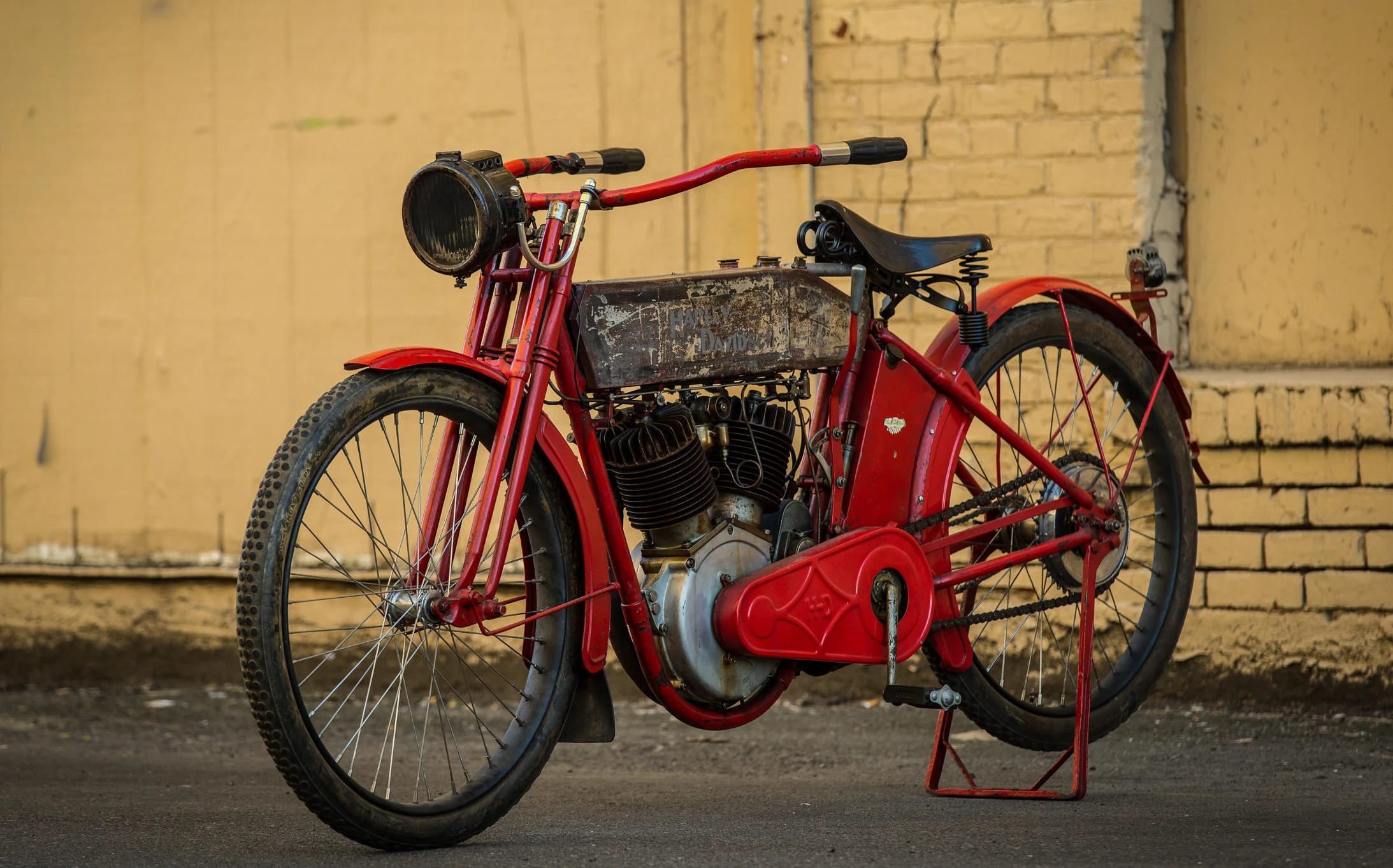 This 1912 Harley-Davidson X8E Big Twin comes with a rather distinctive paint scheme. Legend has it that McQueen and his buddy Von Dutch rattle-can painted the bike red during a late-night drinking session