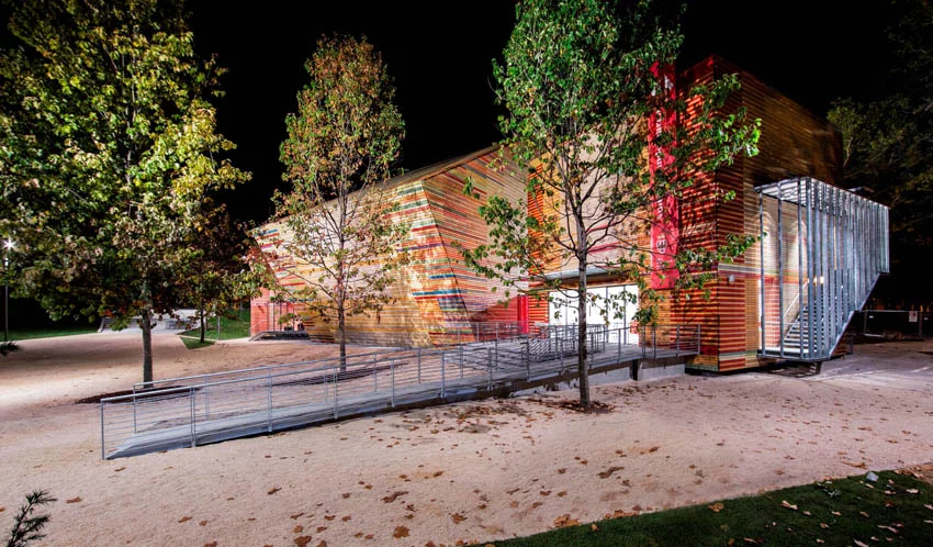 The central cube is home to a 238-seat concert hall (Photo: Marco Caselli Nirmal)