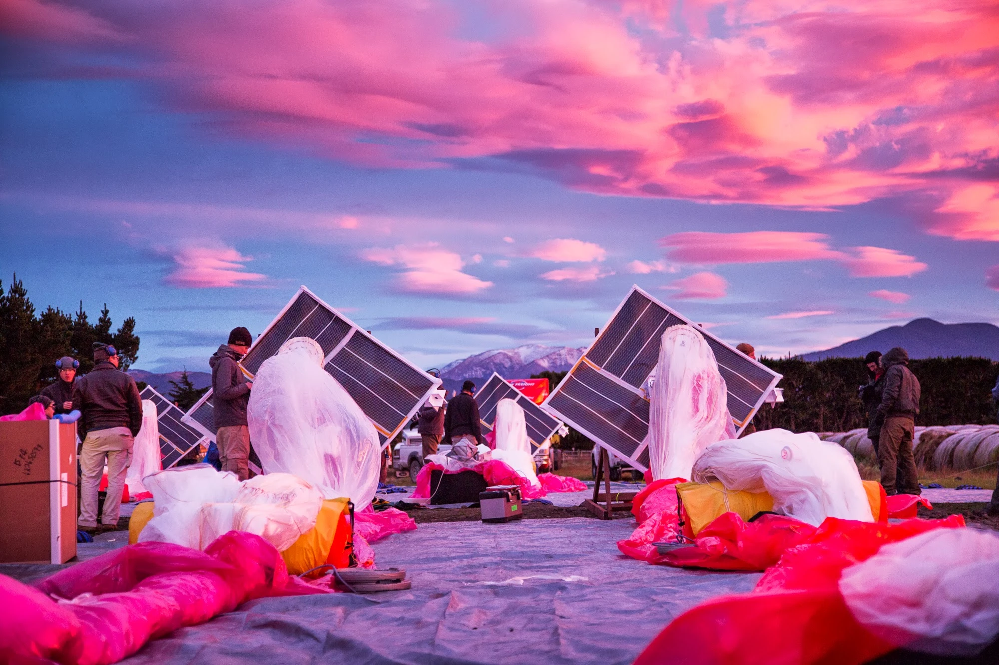 The solar arrays and traveling with the wind allow the balloons to operate entirely on renewable energy sources