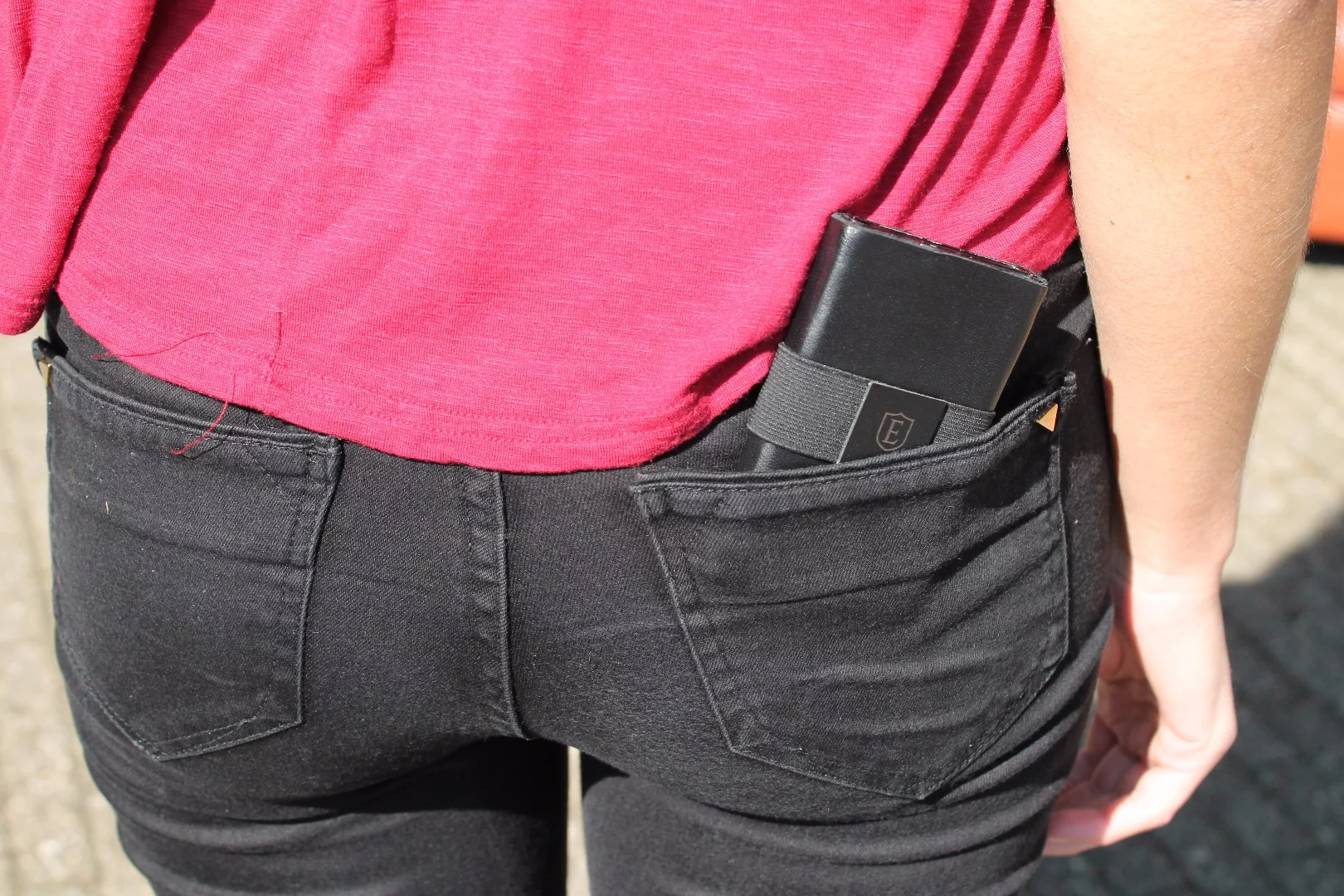 Ekster is a wallet with a wireless tracker