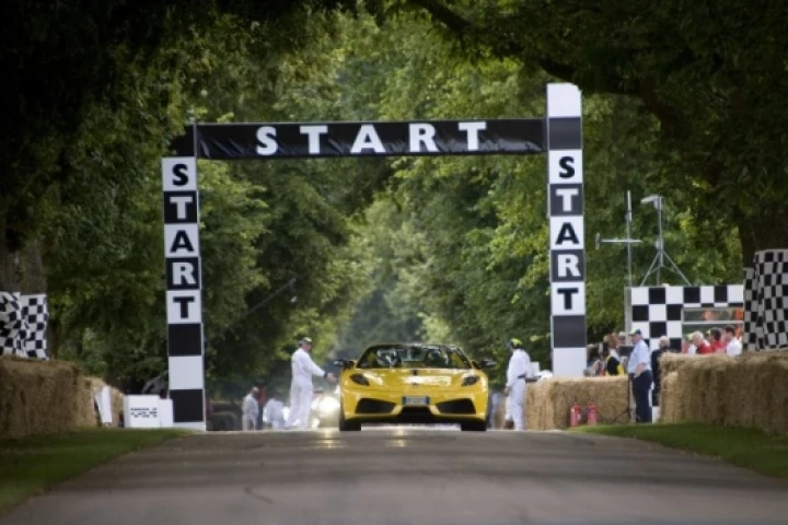 Goodwood Festival of Speed 2009: the Ferrari Scuderia Spider 16M takes on the 1.16 mile hillclimb in under a minute