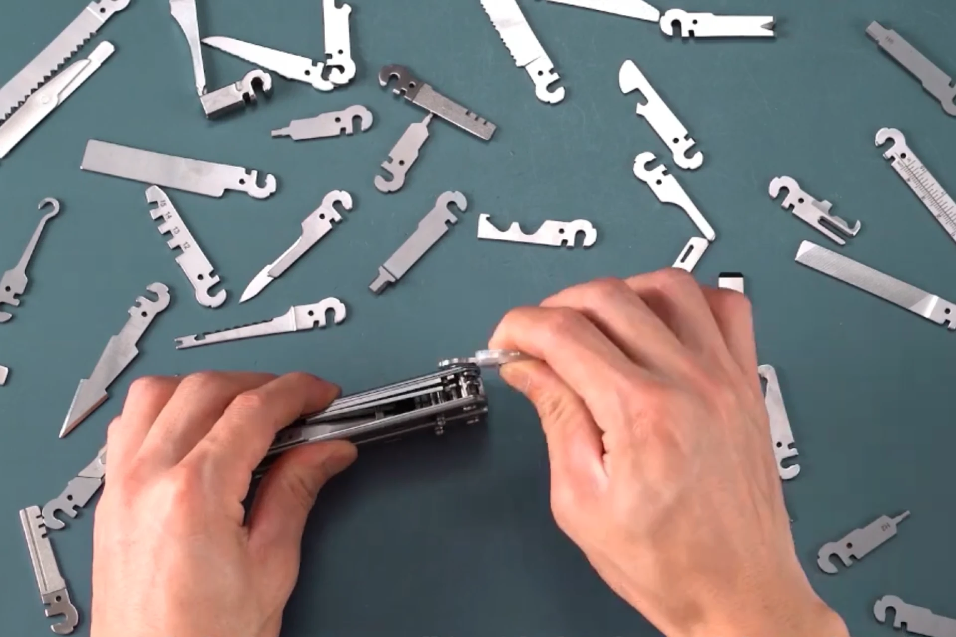 Modular Multitool Roxon Flex Titan multitool will be company's most robust modular tool