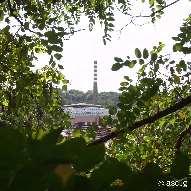 Glance up at the tower and the you will be met by the disarming sight of alternating floating and missing sections of chimney stack (Photo: asdfg)