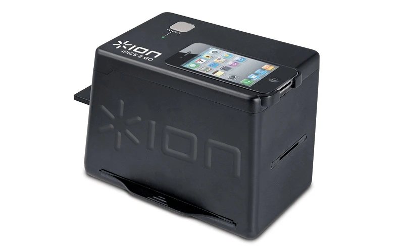 iPICS2GO turns your iPhone into a scanner for photographs, slides, and negatives