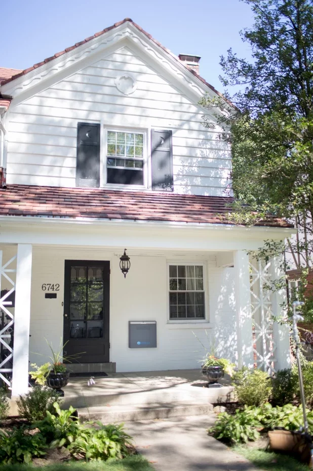 uCella takes the idea of a smart mailbox and upsizes it for larger packages