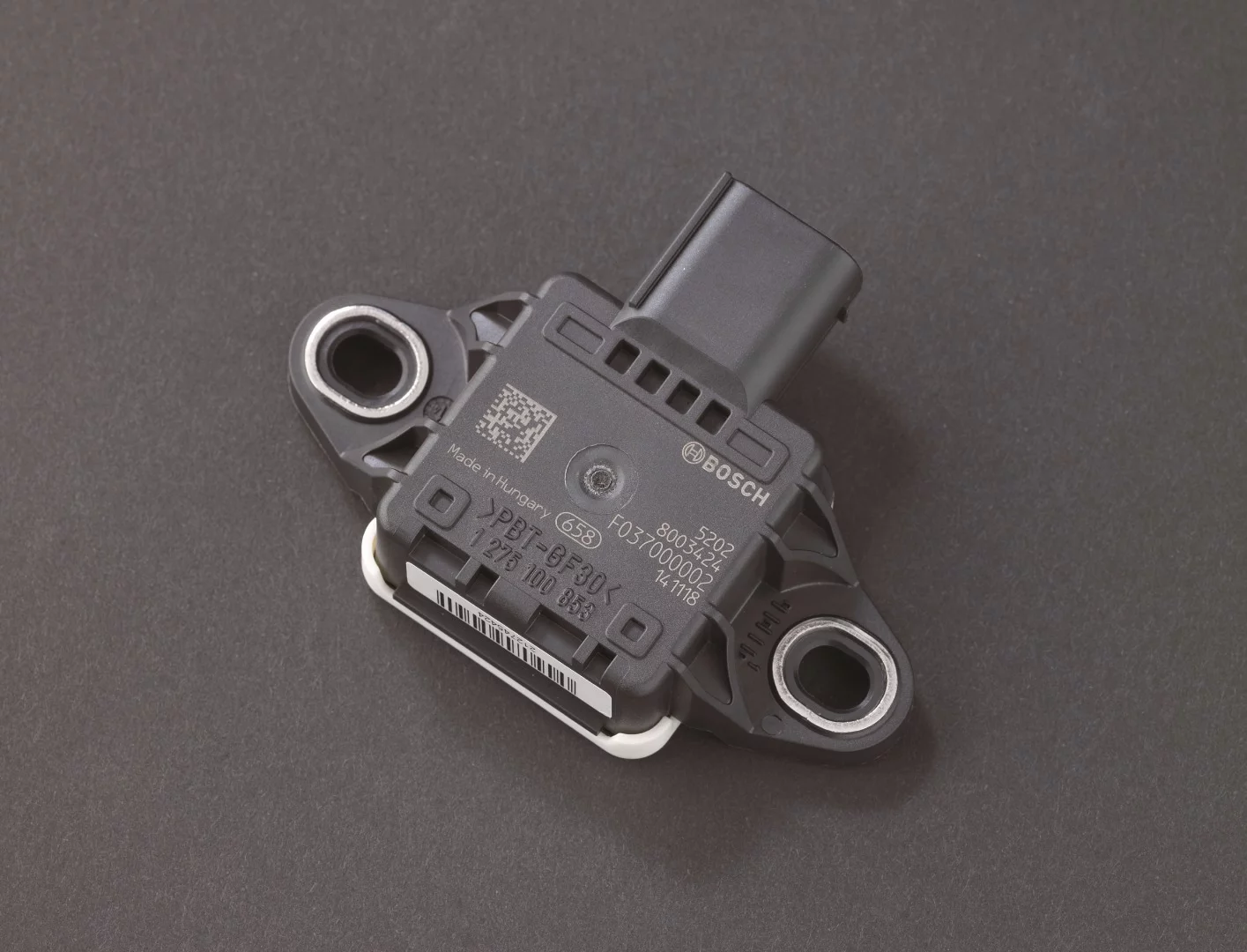 The new IMU from Bosch is the brain that coordinates the electronic control systems of the 2016 Kawasaki Ninja ZX-10R