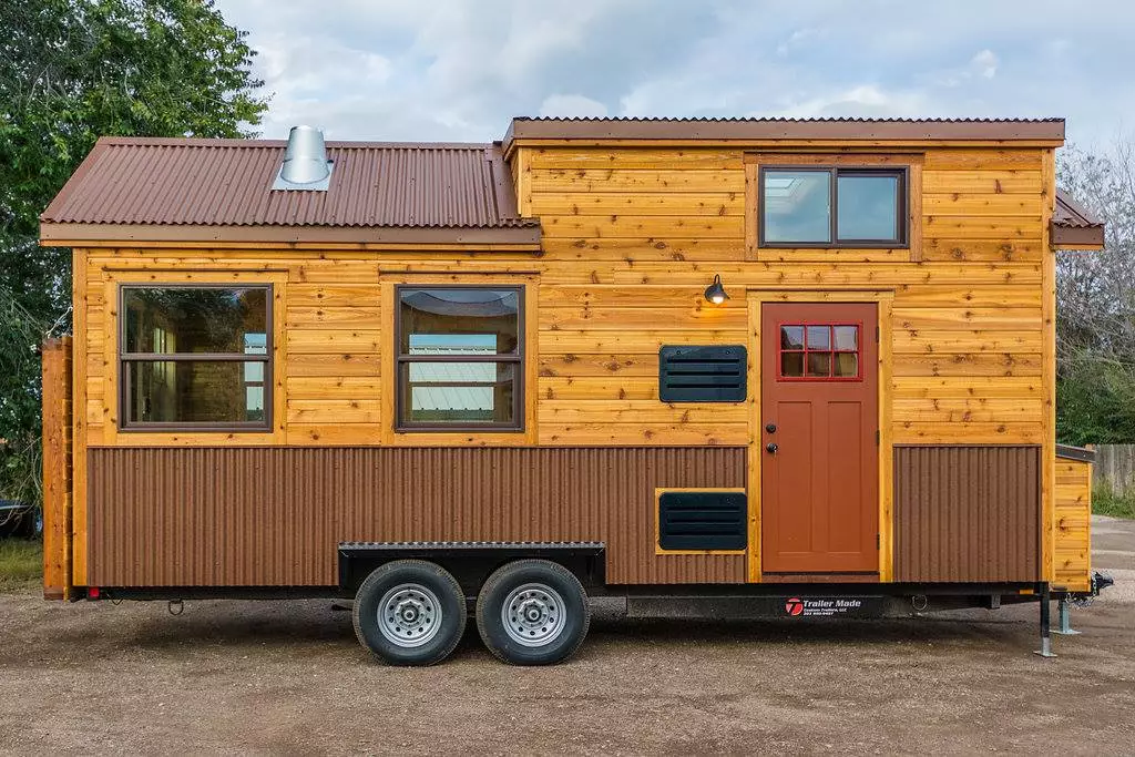 Davis's 22 ft Off-Grid Tiny Home