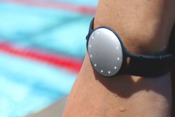 Misfit's new tracker works well in the water