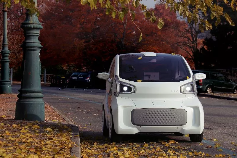 The LSEV has a claimed complete vehicle weight of just 450 kg (992 lb)