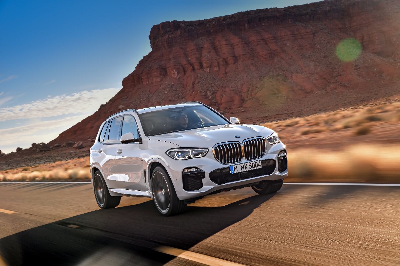 BMW goes bigger and bolder with fourth-gen X5 luxury "SAV"
