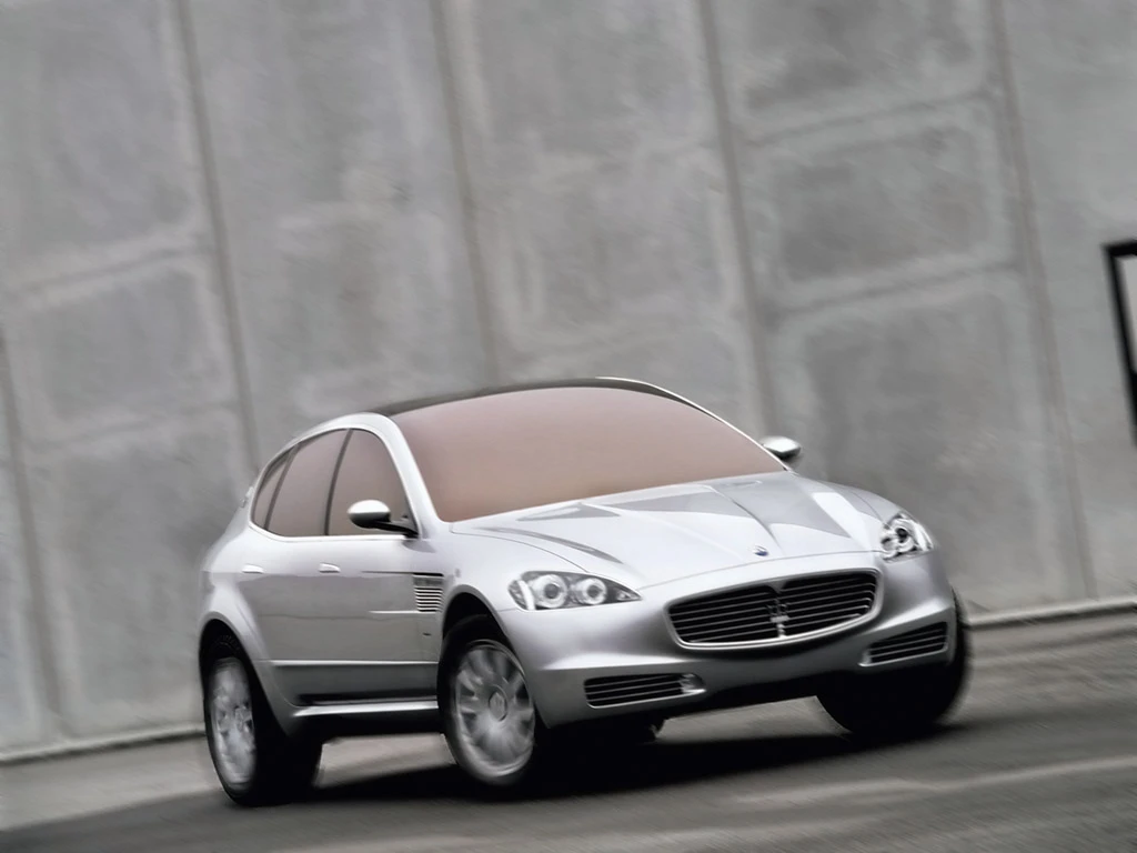 The Giugaro-styled 2003 Kubang concept