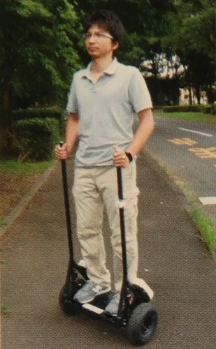 Nissan's Segway skis