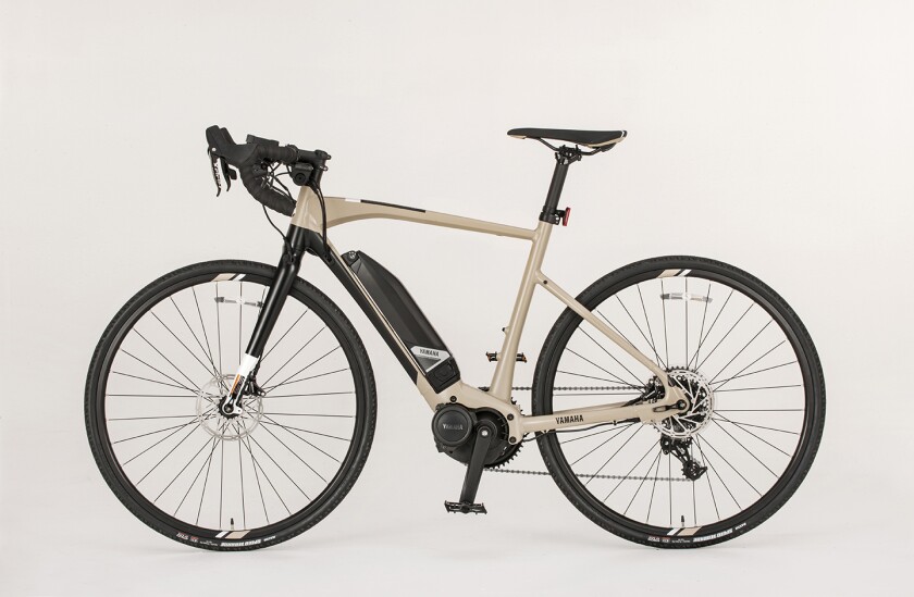 The 700x33c EXO Maxxis Speed Terraine tires come in just the one color option, the appropriately-named latte