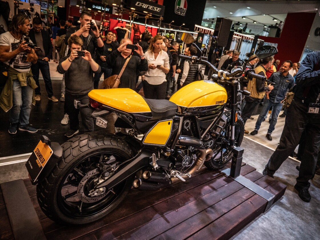 The Ducati Scrambler Full Throttle riffs off of the flat track Scrambler which had California's Frankie Garcia on its back in the 2018 Super Hooligan Championship