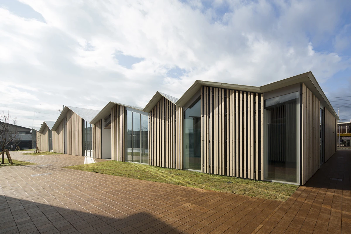 The Towada City Plaza in Aomori, Japan. By Kengo Kuma & Associates