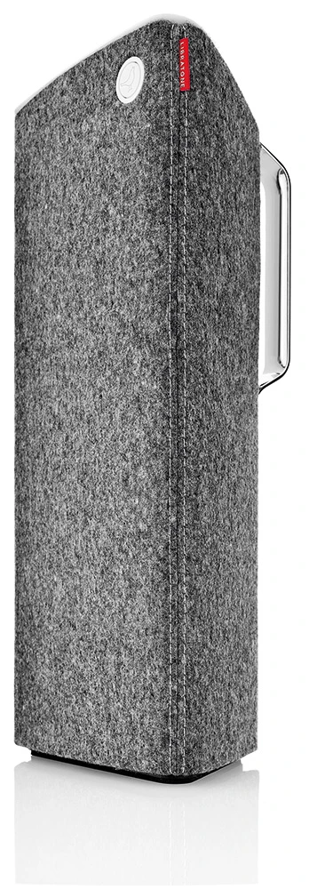 The handle at the rear helps users to resist the temptation of placing the Beat flush against a flat surface, which would dampen the 'reflection' effect of the design
