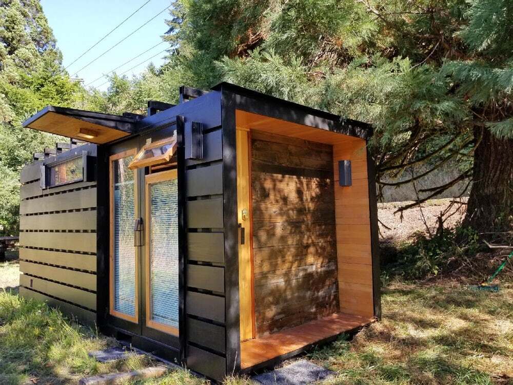 Optional extras for the True Studio include off-grid functionality, a rainwater collection system and a radiant underfloor heating system