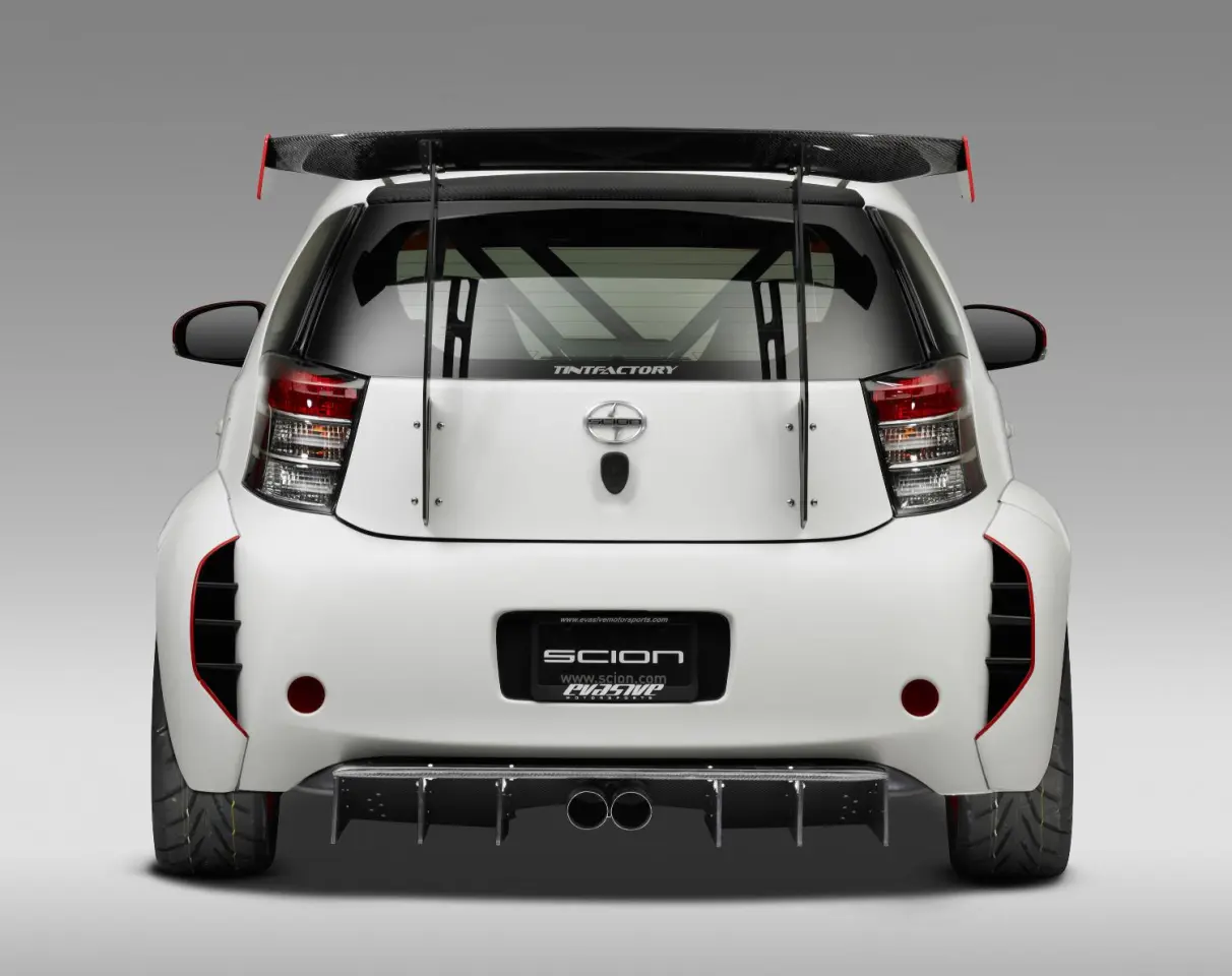 Scion iQ RS by Michael Chang