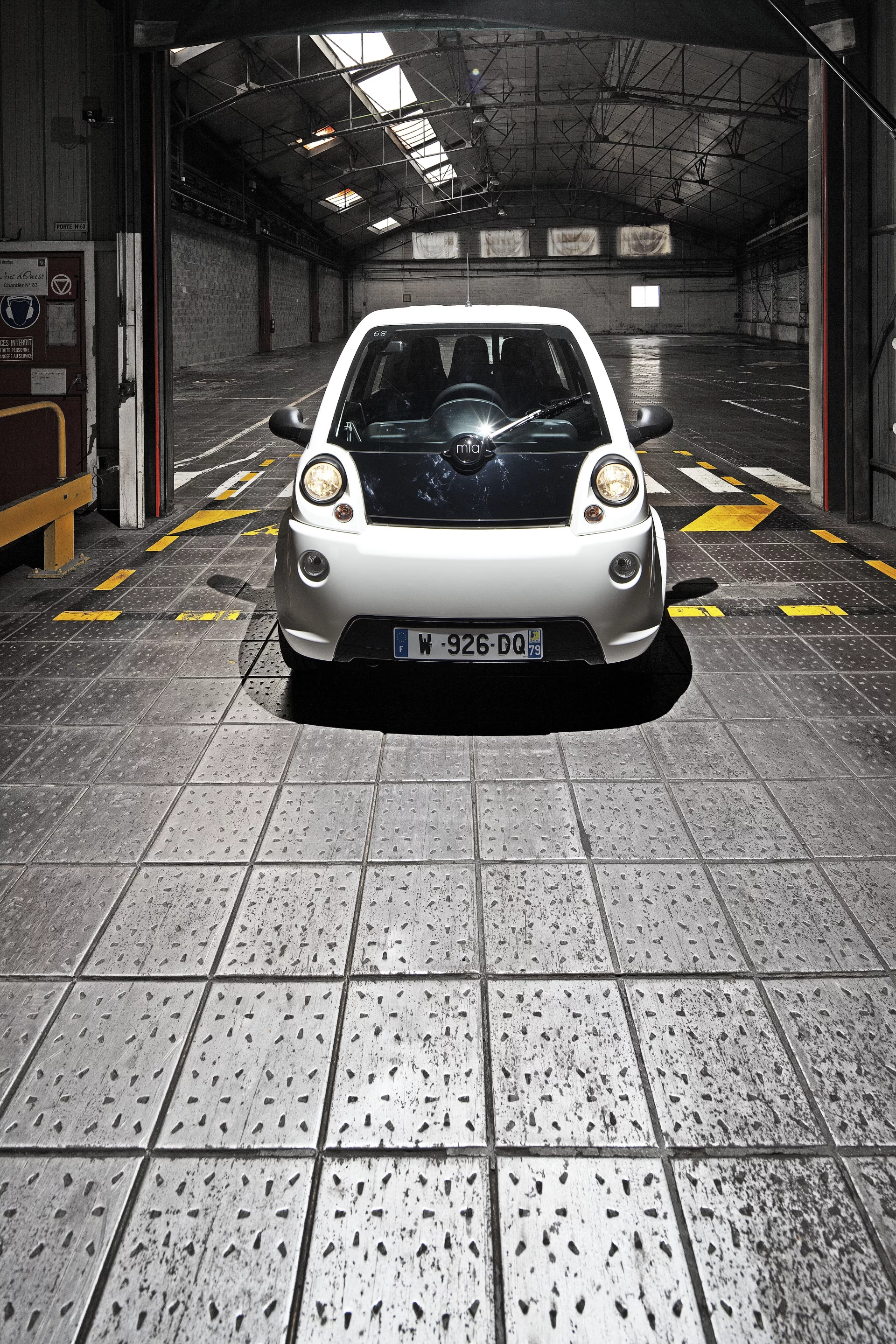 The mia urban vehicle concept was originally developed for contract vehicle production company Heuliez, by Patrick Largeau