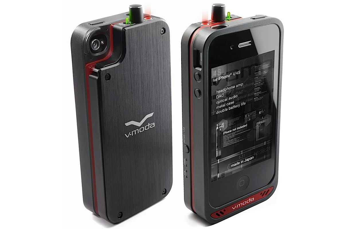 V-MODA's VAMP for iPhone 4/4S features an integrated amp, DAC (Digital-to-Analog Converter) and battery pack