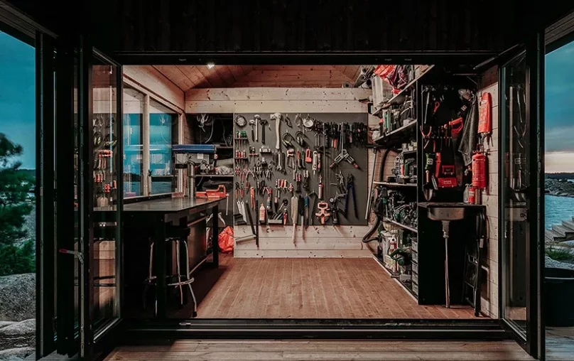 The adjacent building features an impressive workshop