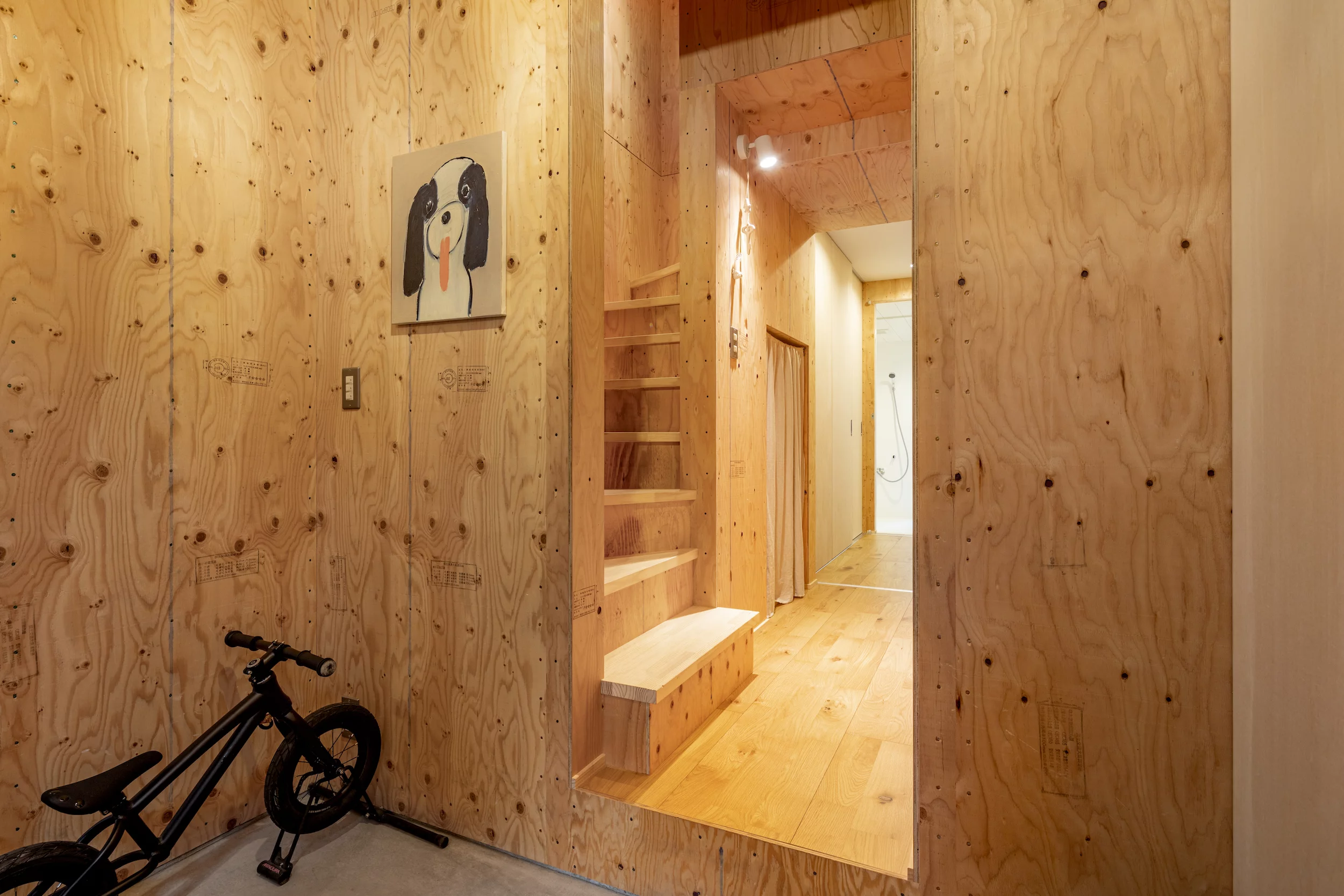House in Osaka features a staircase at its center