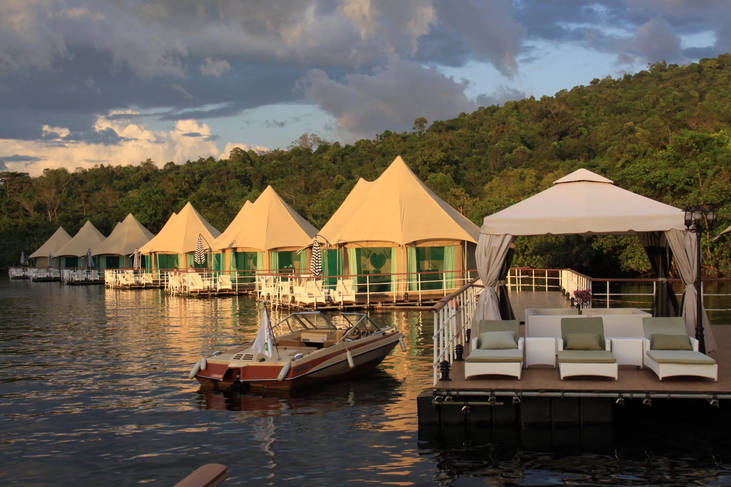 A series of 12 tents float on top the Tatai River