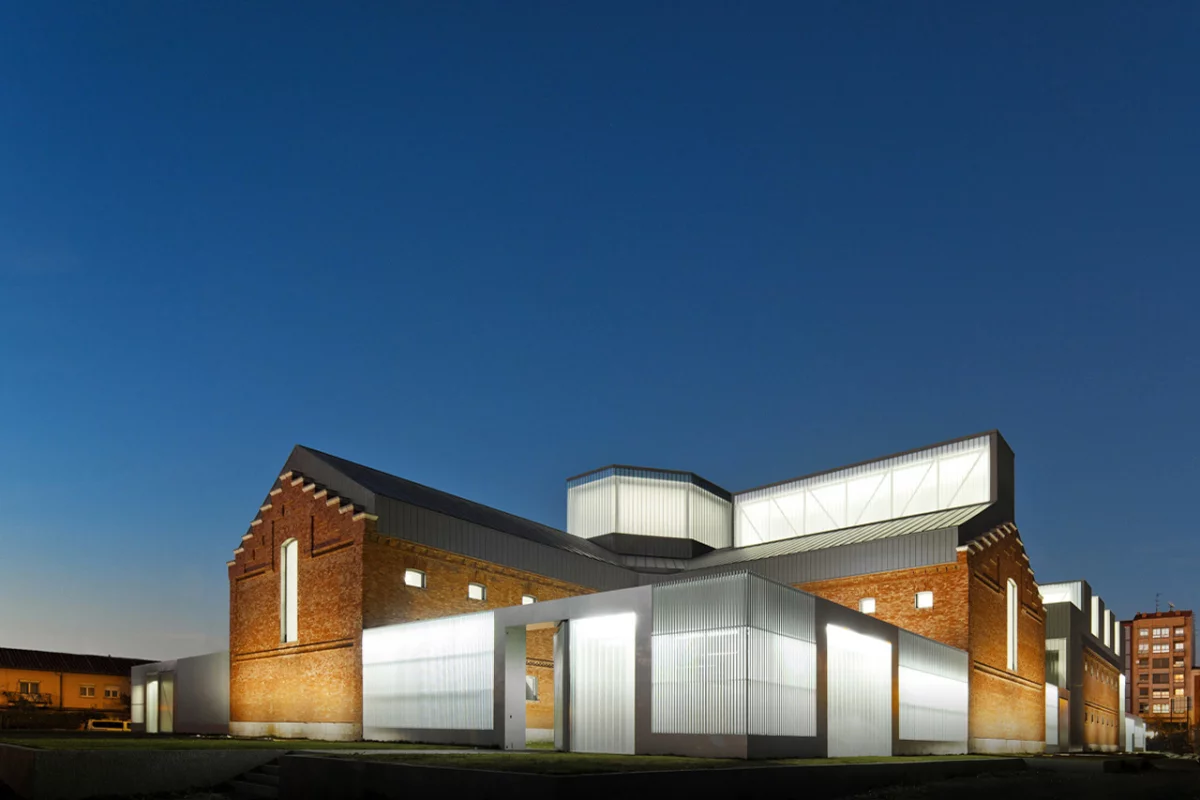 EXIT Architects' "rehabilitation" of a 19th century prison