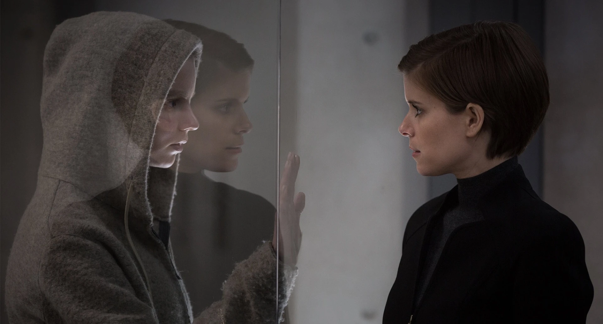 Anya Taylor-Joy and Kate Mara in Morgan (2016)
