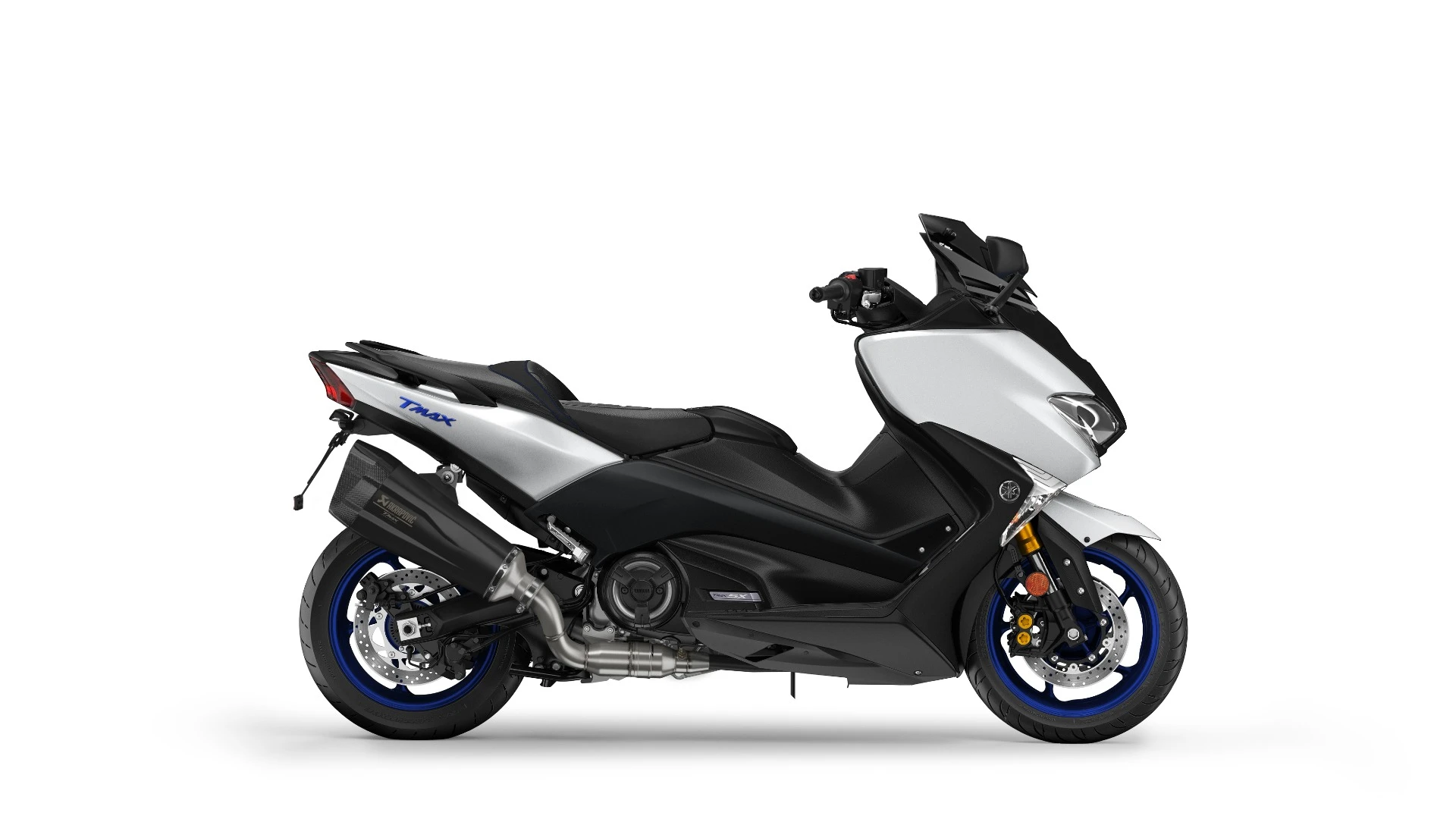2018 Yamaha Tmax SX Sport: monogrammed Akrapovic exhaust