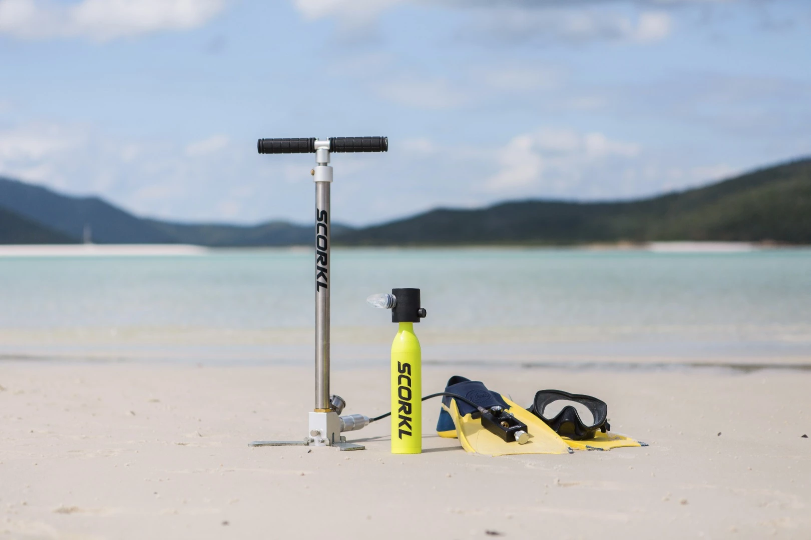 Scorkl can be refilled using a unique hand pump