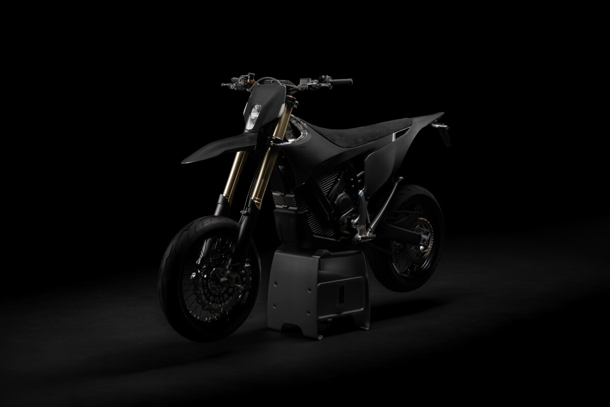 Stark goes dark with limited-edition Varg SM electric supermoto