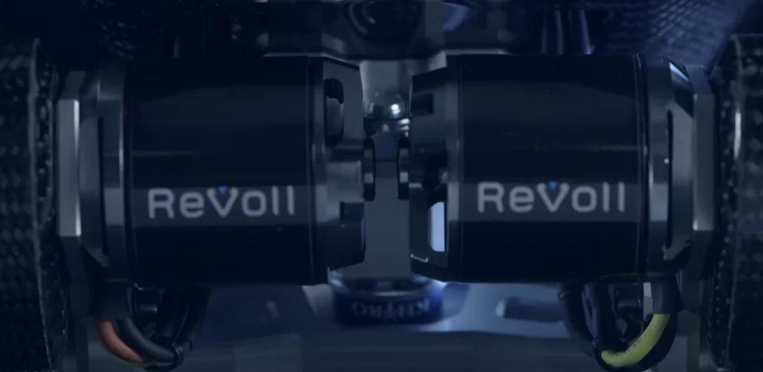 The C1N features two 2,000-watt motors