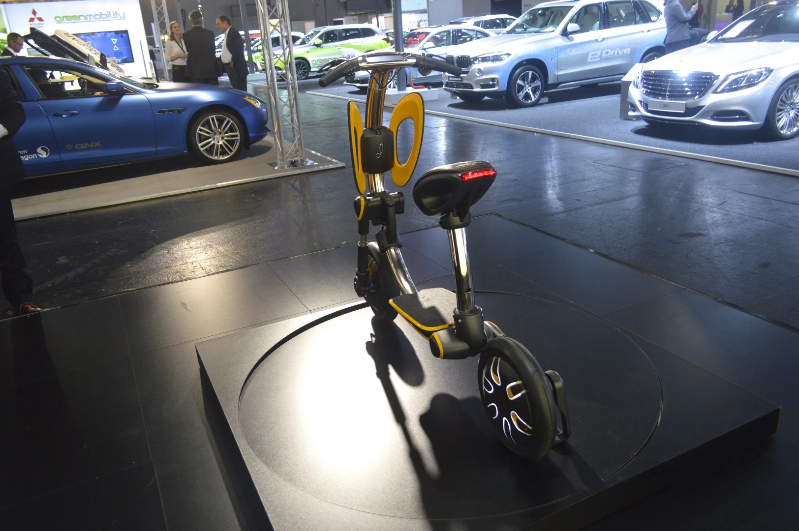 The INU scooter at the 2015 Frankfurt Motor Show
