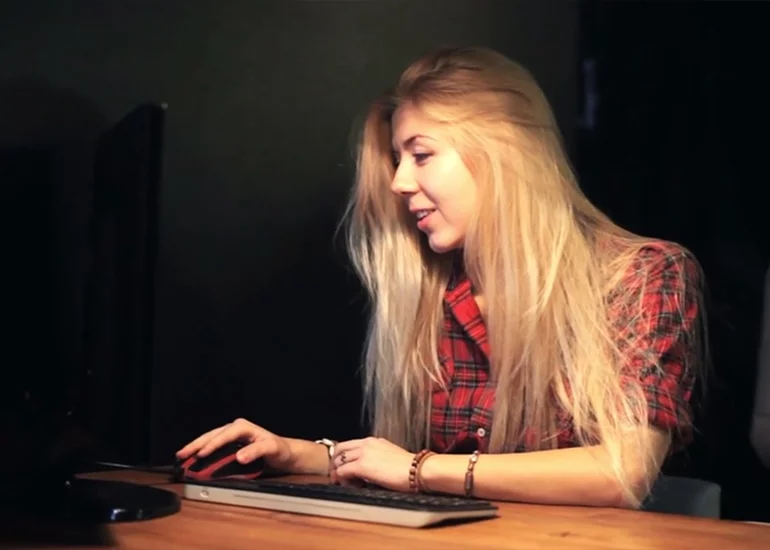 The device can also be used as a normal mouse