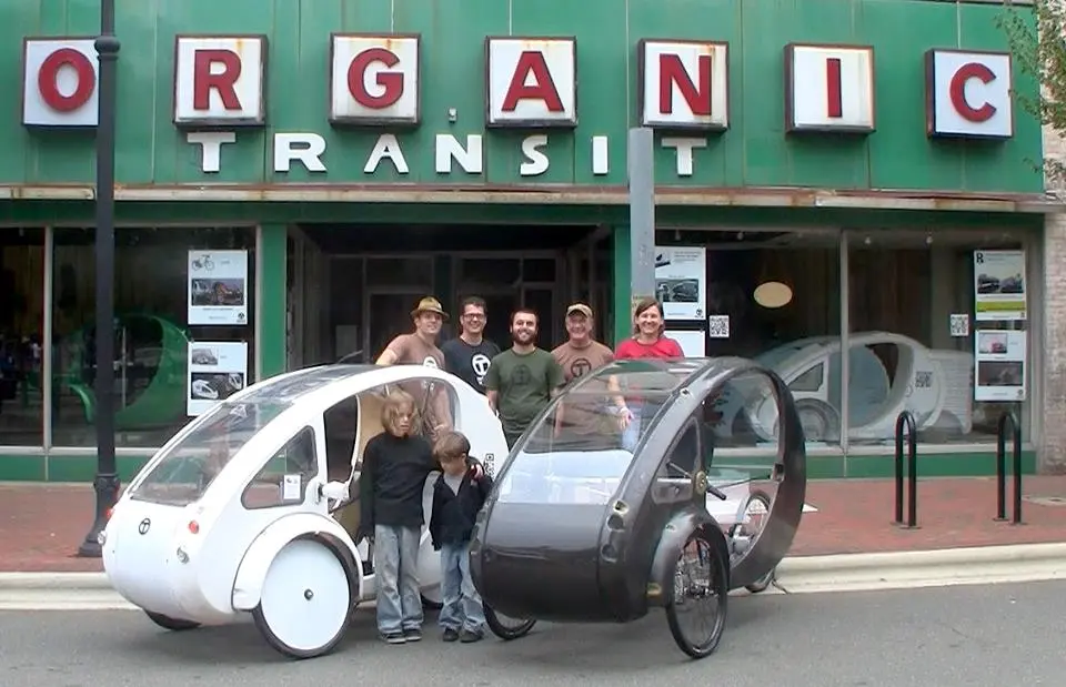 The ELF is a pedal/electric velomobile, that can be charged using a built-in photovoltaic panel