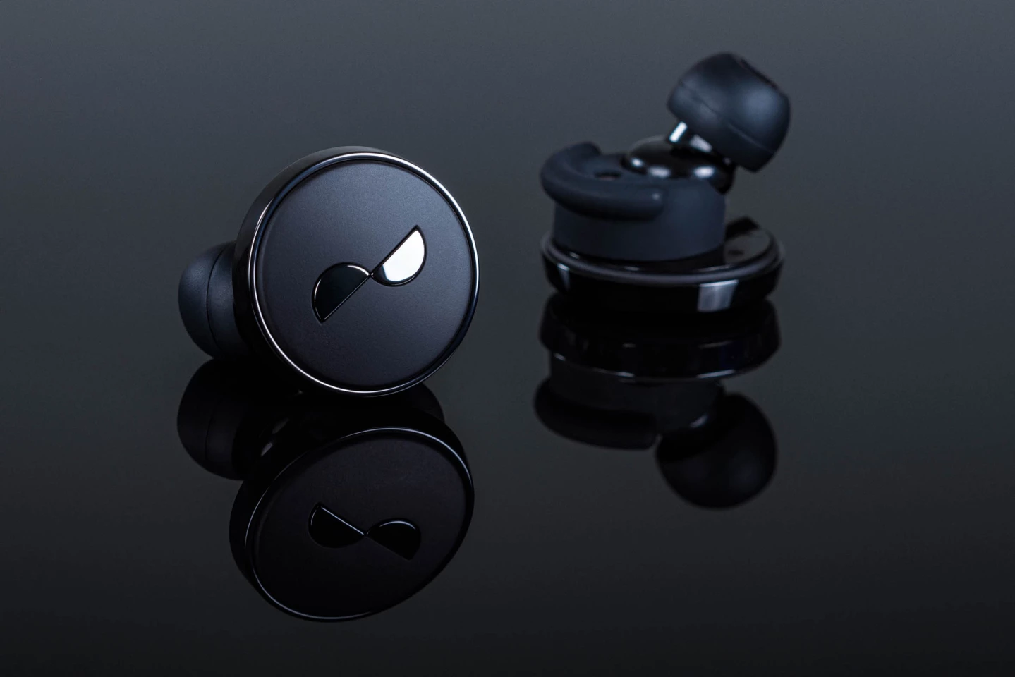 Silicon tips come in several sizes, and there are ear fin options as well