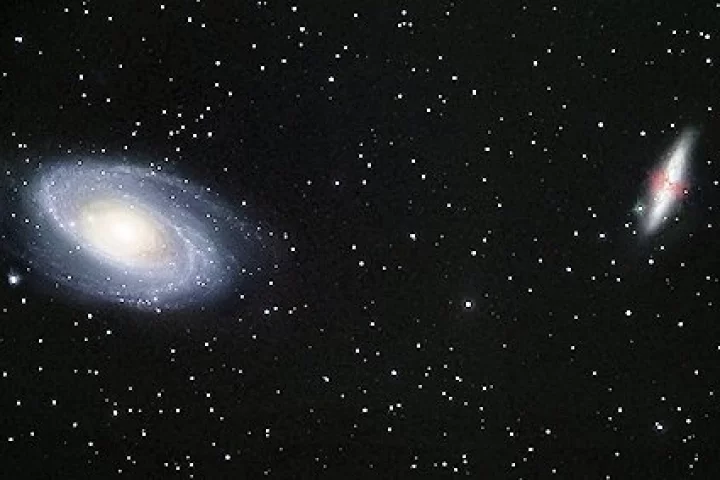 The galaxies M81 and M82 as photographed in a 12-inch telescope (Photo: NASA/Robert Gendler)